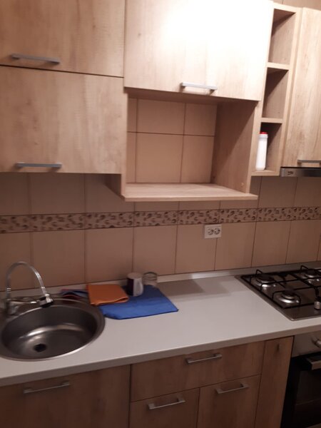 Eroii Revolutiei, Piata Progresu