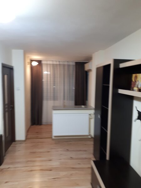 Eroii Revolutiei, Piata Progresu